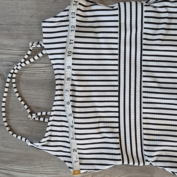 Shade And Shore Striped Swimwear! - Picture 6 of 7